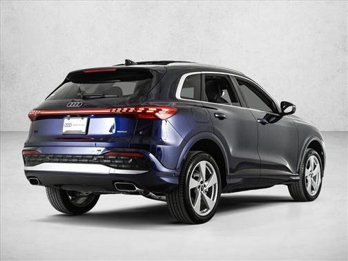 2025 Audi Q5 2.0T quattro Premium