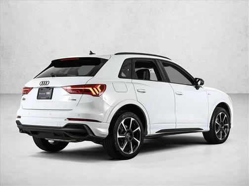 2025 Audi Q3 45 S line Premium