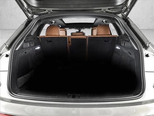 2024 Audi Q5 45 S line quattro Premium