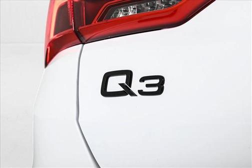 2025 Audi Q3 45 S line Premium