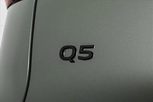 2025 Audi Q5 2.0T quattro Premium