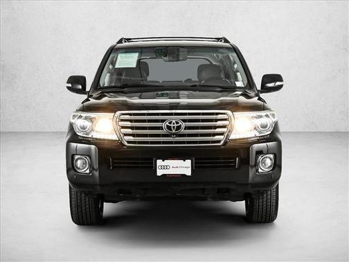 2015 Toyota Land Cruiser V8
