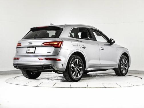 2023 Audi Q5 45 S line Premium Plus