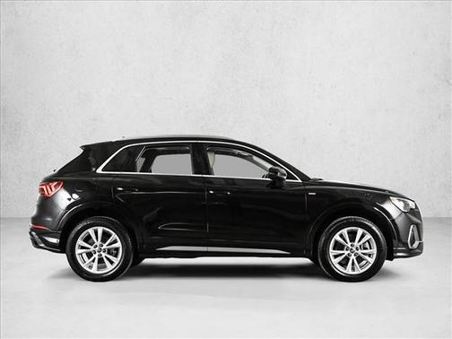 2021 Audi Q3 45 S line Premium