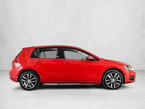 2016 Volkswagen Golf TSI SE 4-Door