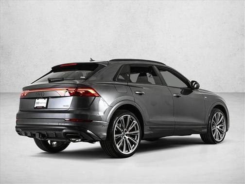 2026 Audi Q8 Prestige