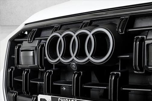 2025 Audi Q7 45 Premium Plus