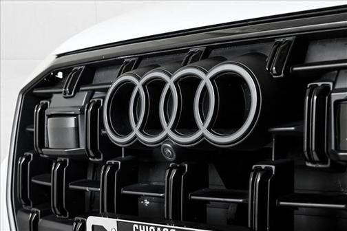 2025 Audi Q7 45 Premium Plus