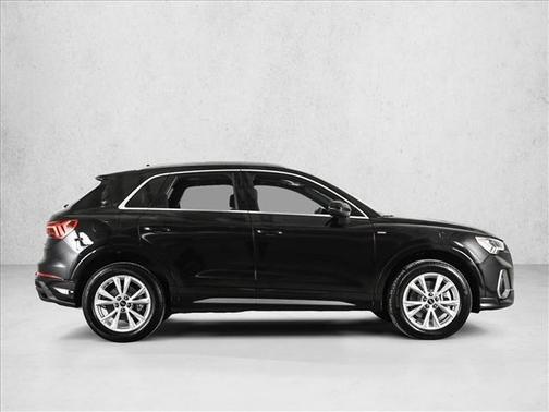 2025 Audi Q3 45 S line Premium