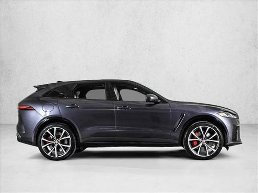 2022 Jaguar F-PACE SVR