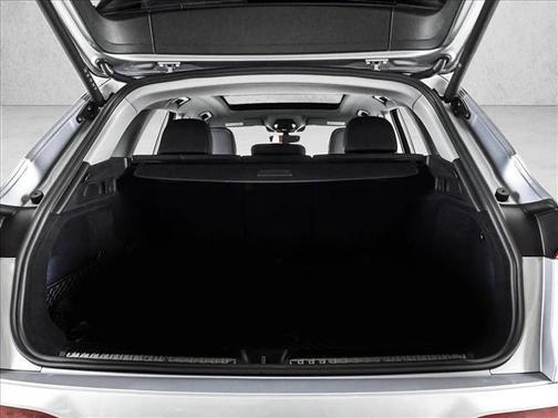 Florett Silver Metallic 2026 Audi Q5 PLUS