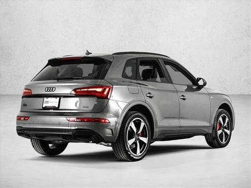 2024 Audi Q5 45 S line quattro Premium