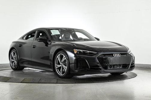 2023 Audi e-tron GT Premium Plus