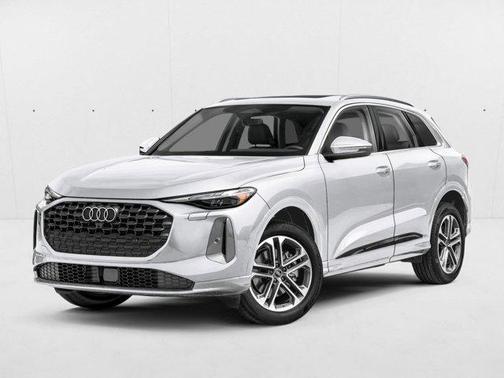 Glacier White Metallic 2026 Audi Q5 PLUS