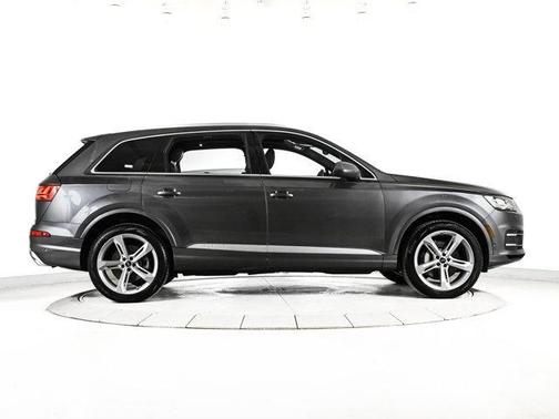 2019 Audi Q7 55 Prestige