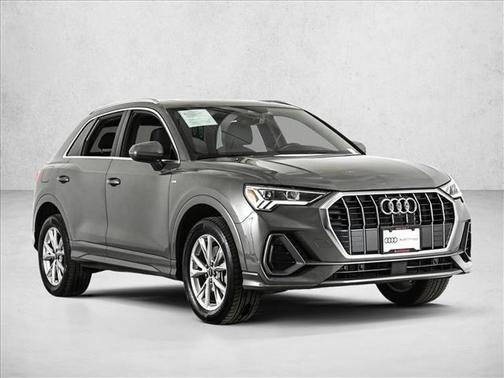 2022 Audi Q3 45 S line Premium Plus
