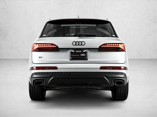 2025 Audi Q7 45 Premium Plus