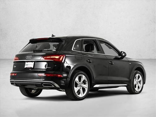 Mythos Black Metallic 2023 Audi Q5 45 S line Premium Plus