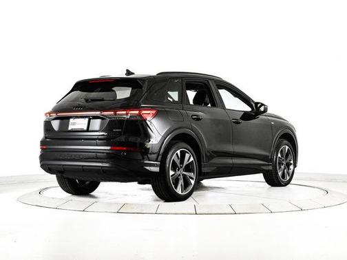 Mythos Black Metallic 2023 Audi Q4 e-tron 50 Premium Plus