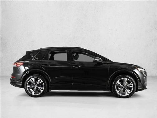 Mythos Black Metallic 2023 Audi Q4 e-tron 50 Premium Plus