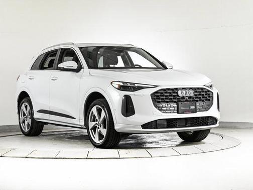 2025 Audi Q5 2.0T quattro Premium