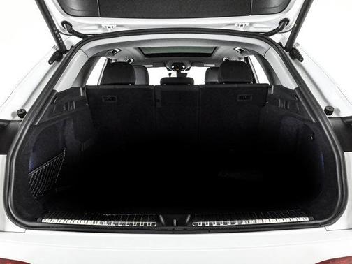 2025 Audi Q5 2.0T quattro Premium