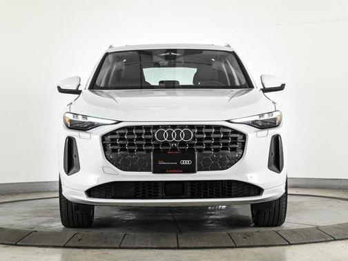 2025 Audi Q5 2.0T quattro Premium