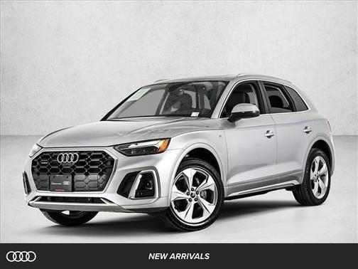 2023 Audi Q5 45 S line Premium Plus