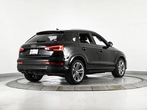 Brilliant Black 2018 Audi Q3 2.0T Sport Premium