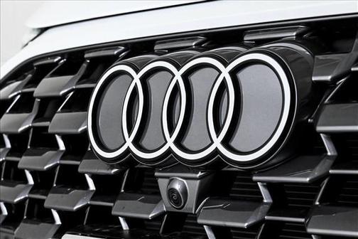 2025 Audi Q5 2.0T quattro Premium
