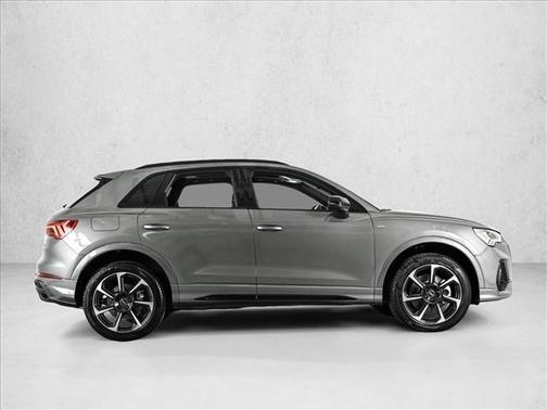 2025 Audi Q3 45 S line Premium