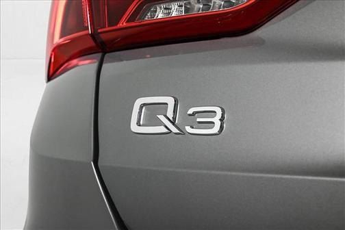 2025 Audi Q3 45 S line Premium
