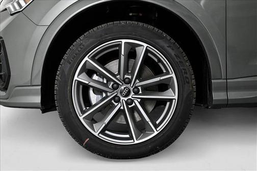 2025 Audi Q3 45 S line Premium