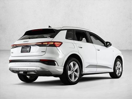 2024 Audi Q4 e-tron 50 Premium