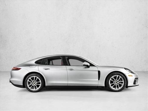 Dolomite Silver Metallic 2019 Porsche Panamera 4