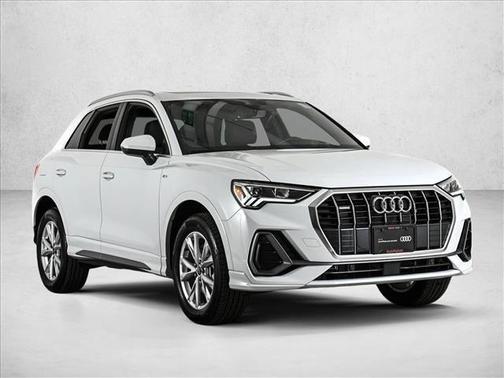 2025 Audi Q3 45 S line Premium