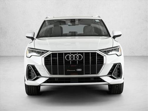2025 Audi Q3 45 S line Premium