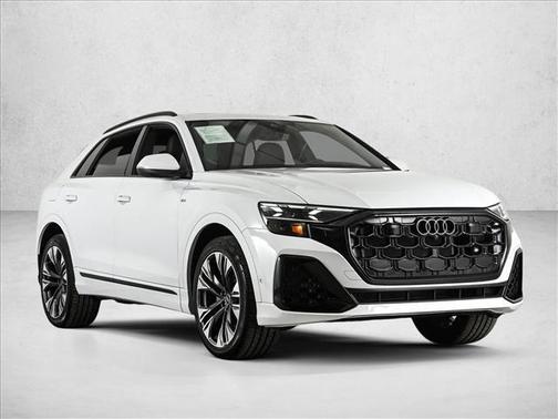 2025 Audi Q8 Prestige