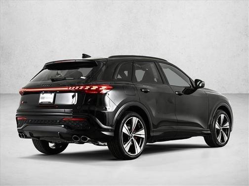 Mythos Black Metallic 2026 Audi SQ5 3.0T Premium Plus
