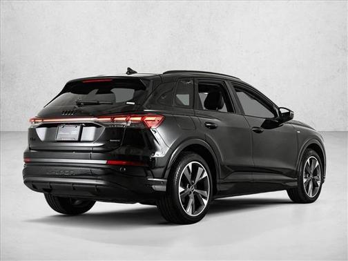 2024 Audi Q4 e-tron 55 quattro Premium