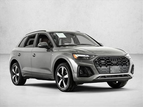 Chronos Gray Metallic 2023 Audi Q5 45 S line Premium Plus