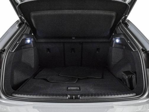 2025 Audi Q4 e-tron 55 quattro Premium