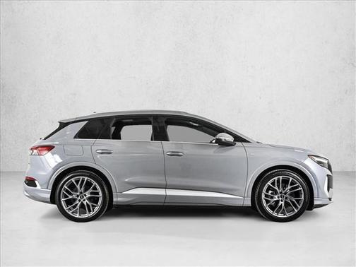 2025 Audi Q4 e-tron 55 quattro Premium