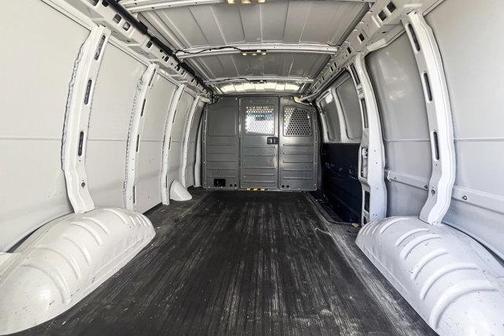 2022 Chevrolet Express 2500 Work Van