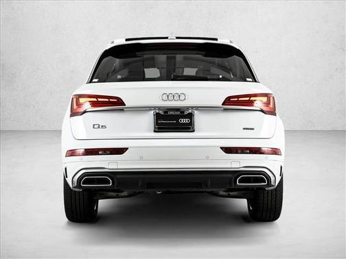 2025 Audi Q5 45 S line quattro Premium
