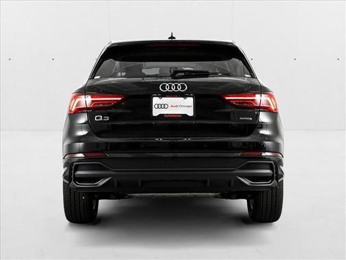 2025 Audi Q3 45 S line Premium