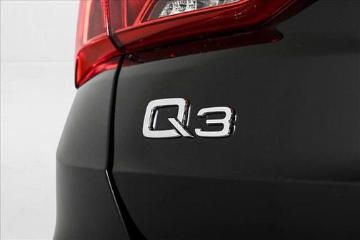 2025 Audi Q3 45 S line Premium