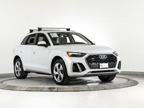 2024 Audi Q5 45 S line quattro Premium