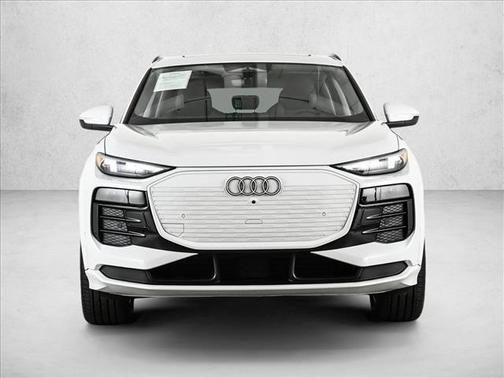 Glacier White Metallic 2025 Audi Q6 e-tron Premium