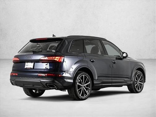 2026 Audi Q7 45 Premium